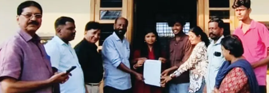ബാലസംഘം ചേർത്തല ഏരിയ അംഗത്വ കാന്പയിൻ പള്ളിപ്പുറം നോർത്തിൽ ജില്ലാ കൺവീനർ കെ ഡി ഉദയപ്പൻ
ഉദ്ഘാടനംചെയ്യുന്നു