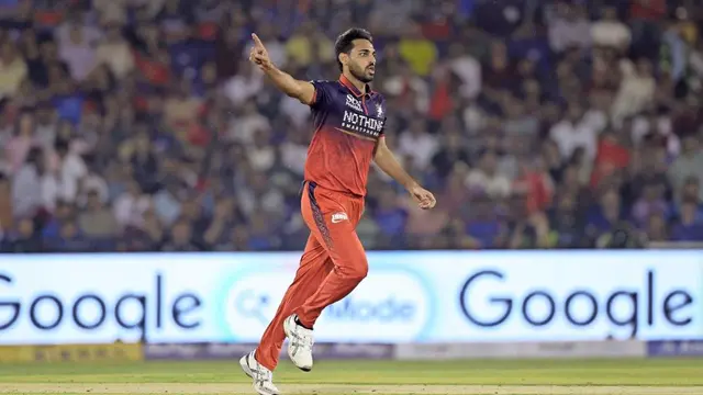 RCB Knocks Mumbai Indians Out of IPL Playoffs With Last-Ball Thriller