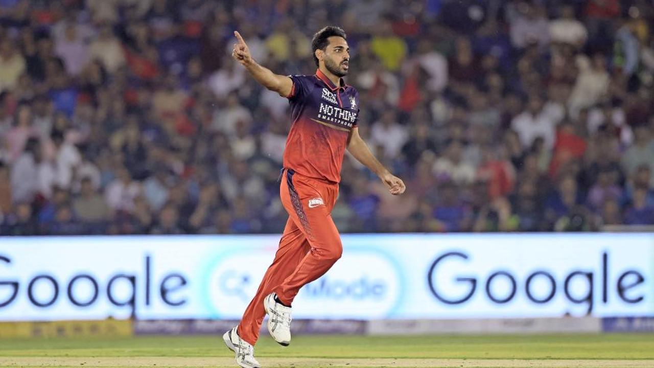 Bhuvaneswar kumar 