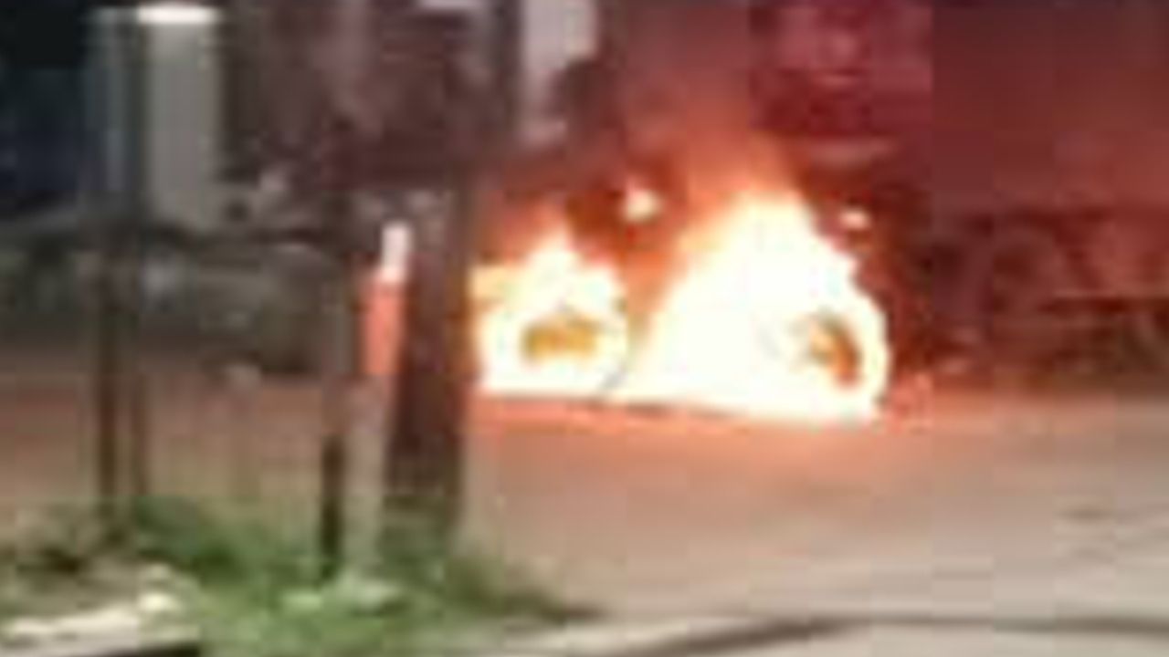 bike fire aluva