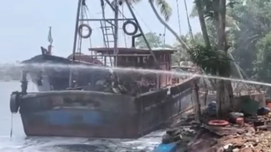 Kureepuzha boat fire