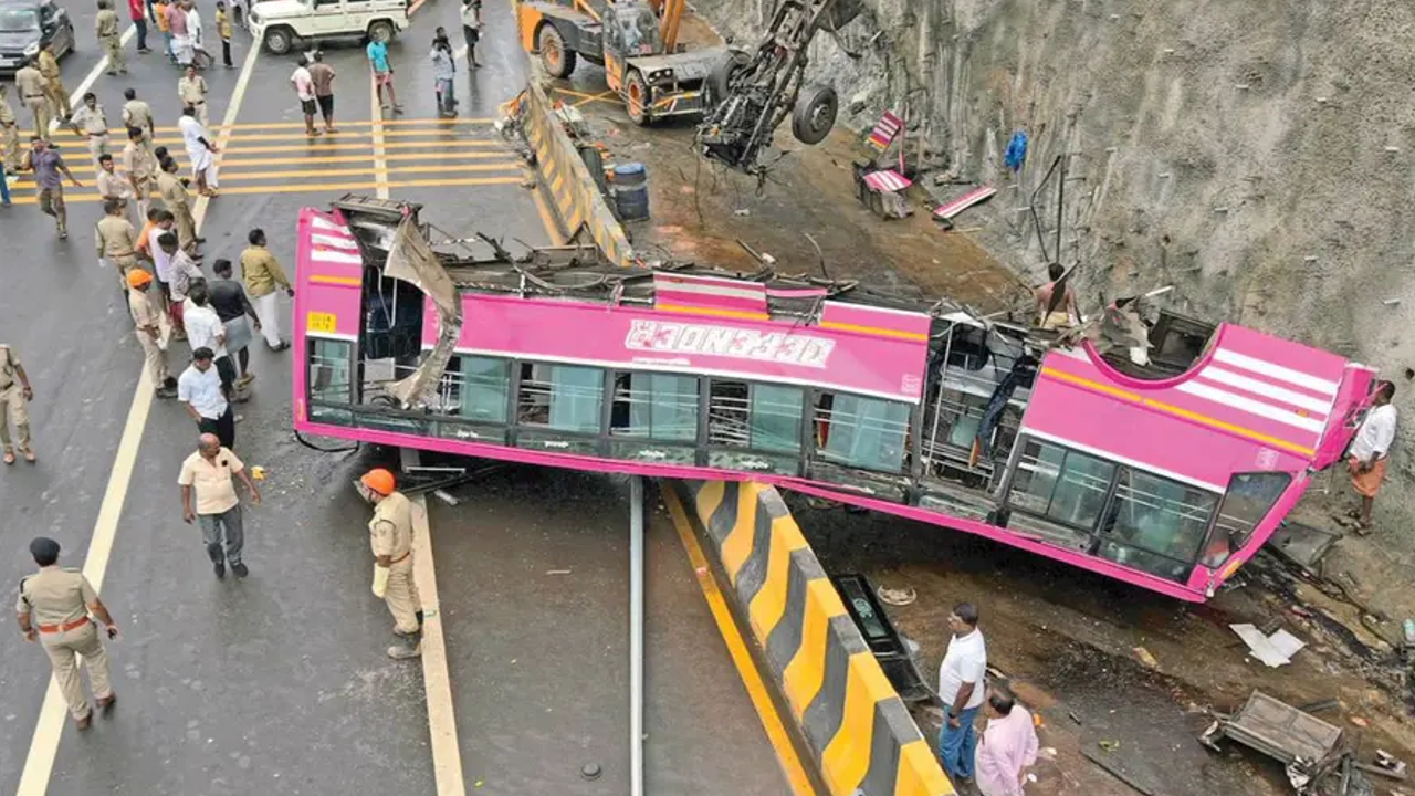 Kuttippuram Bus Accident 