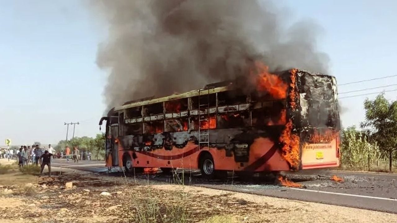 bus fire rajasthan