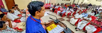 ജില്ലാ ബസ് ആൻഡ് എൻജിനിയറിങ് വർക്കേഴ്സ് യൂണിയൻ(സിഐടിയു) ജില്ലാ സമ്മേളനം
പി എ മുഹമ്മദ് റിയാസ് എംഎൽഎ ഉദ്ഘാടനംചെയ്യുന്നു