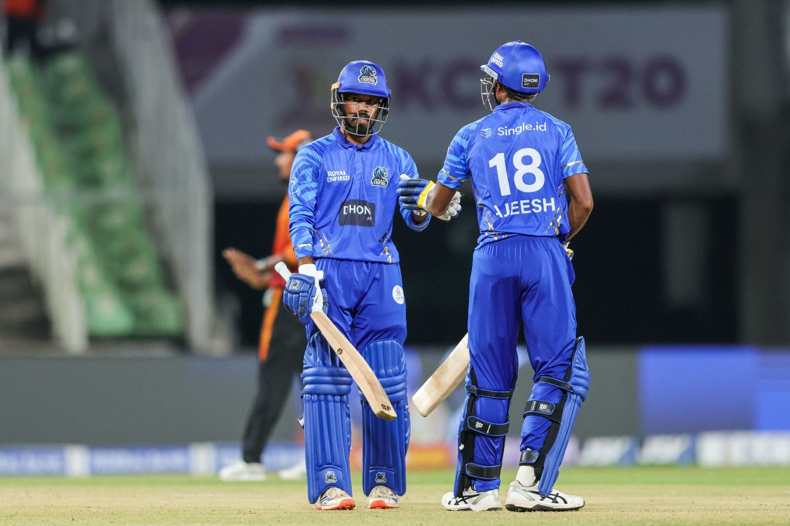 ca5a9cd8-4ef2-47d7-a1de-