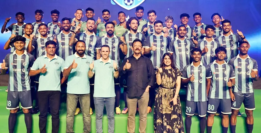 സൂപ്പര്‍ ലീഗ് കേരളയുടെ മൂന്നാം സീസണില്‍ മത്സരിക്കുന്ന കലിക്കറ്റ് എഫ് സി ടീം 
