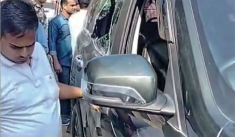 Satyendra Yadav attacked by jdu goons