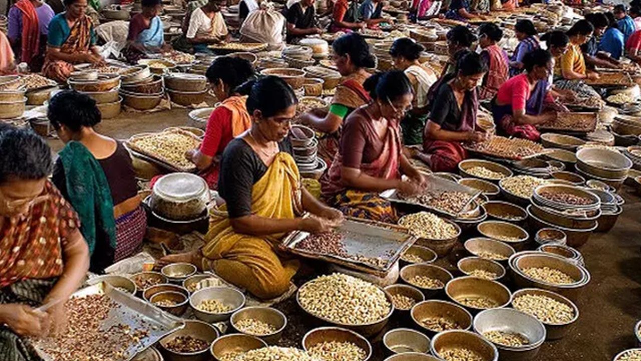cashew workers