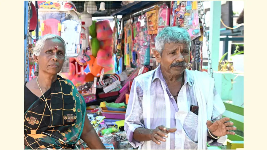 chandran and vijayalekshmi.jpg
