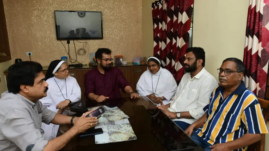 left mp visits chattisgarh