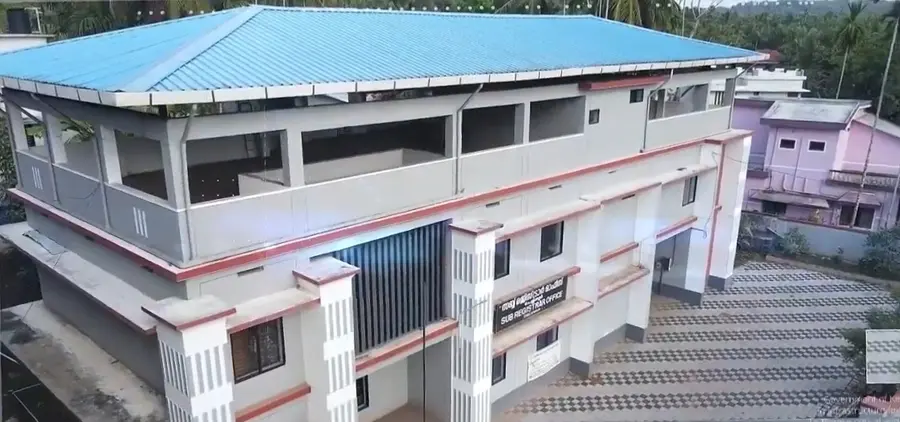 The Chelannur Sub-Registrar Office building now stands tall, three stories high, in the shadow of KIIFB.