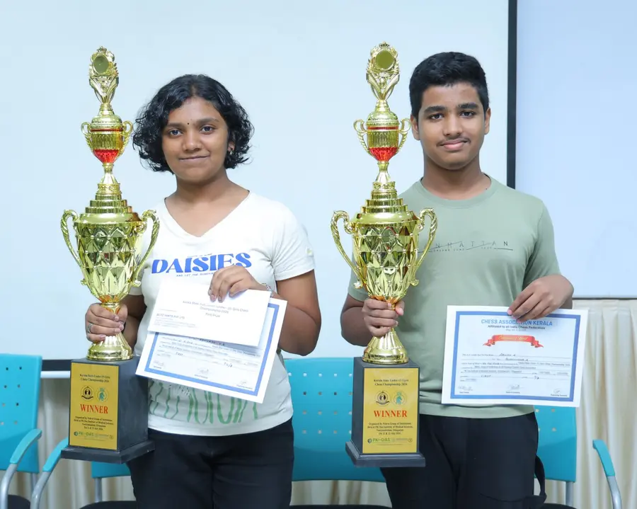 എ ആർ അമേയ, ആർ ആരുഷ്