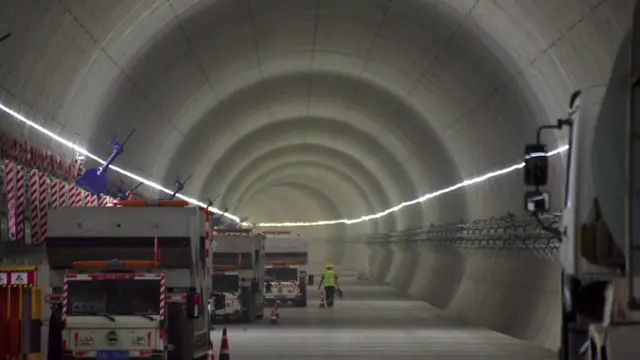 china submarine tunnel