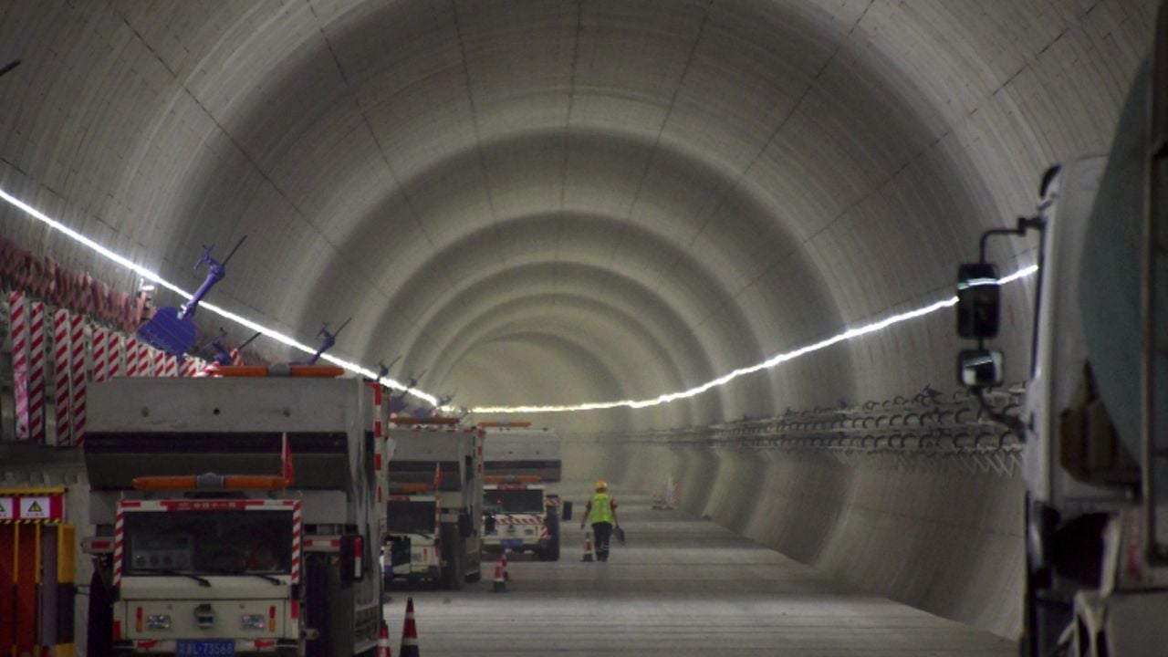 china submarine tunnel