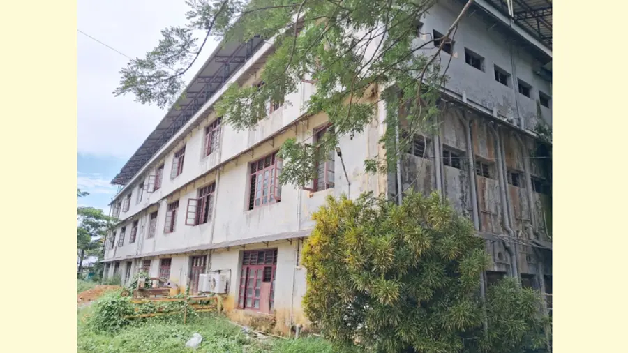 താലൂക്കാശുപത്രിയിലെ അടച്ചുപൂട്ടിയ പഴയ ബ്ലോക്ക്