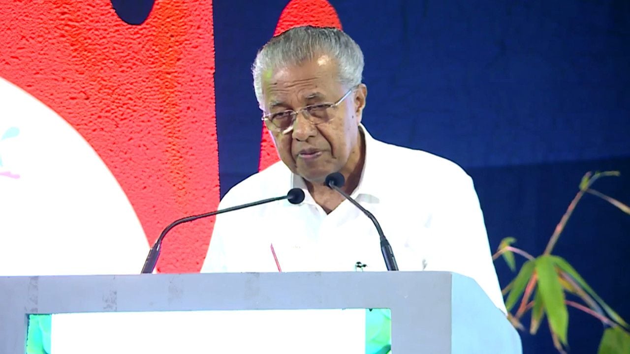 cm pinarayi vijayn .jpg