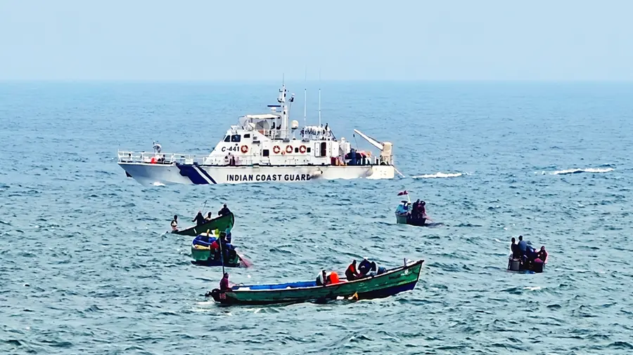 coast guard vizhinjam