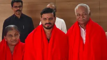 congress-leader-joins-cpim
