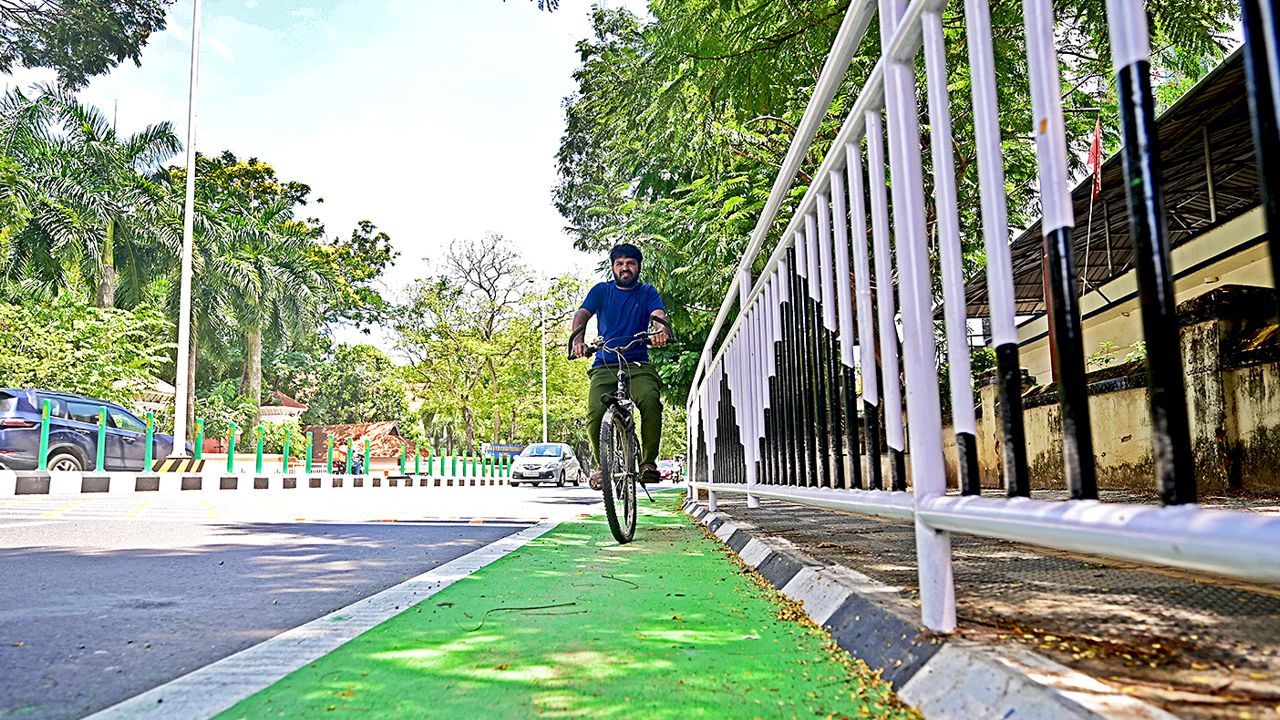 cycle track