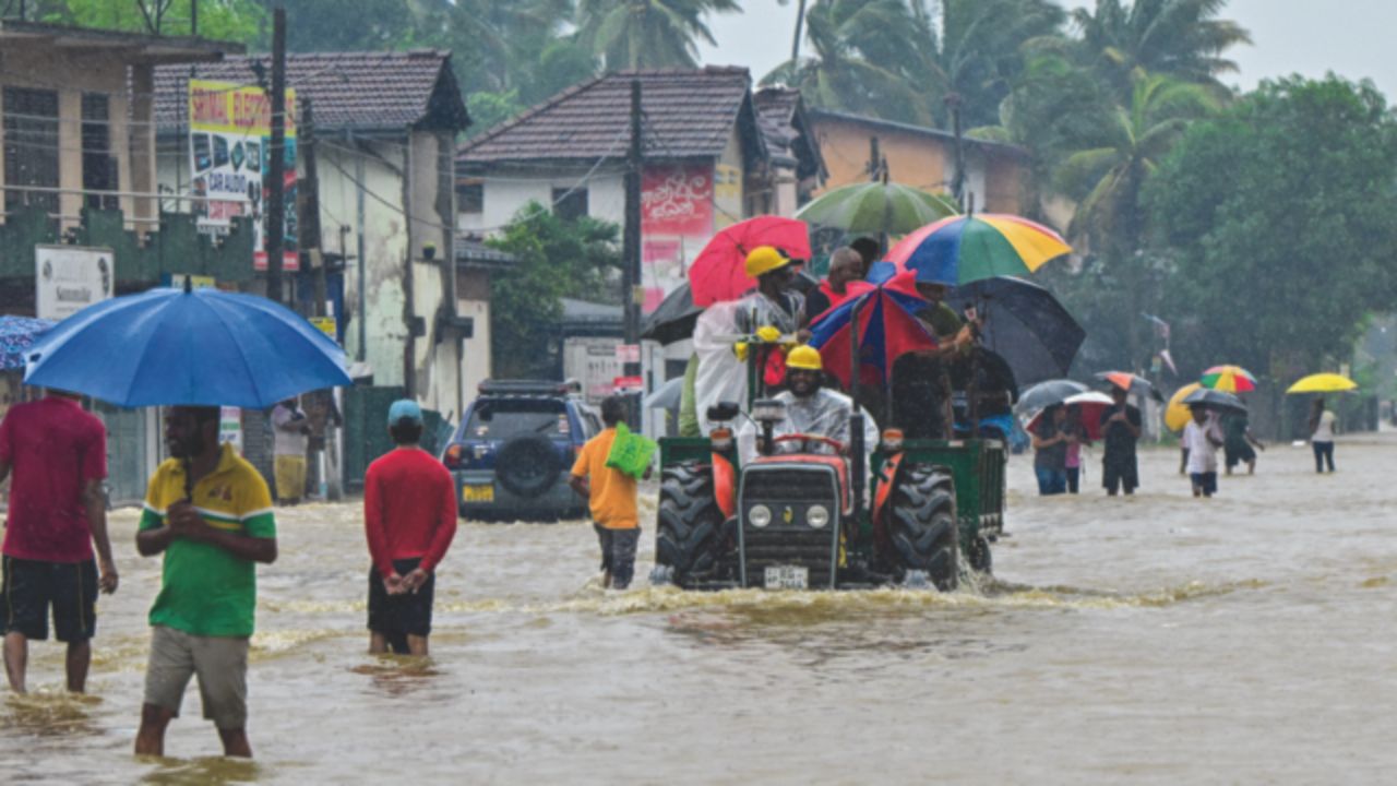 cyclone Ditwah Sri Lanka .