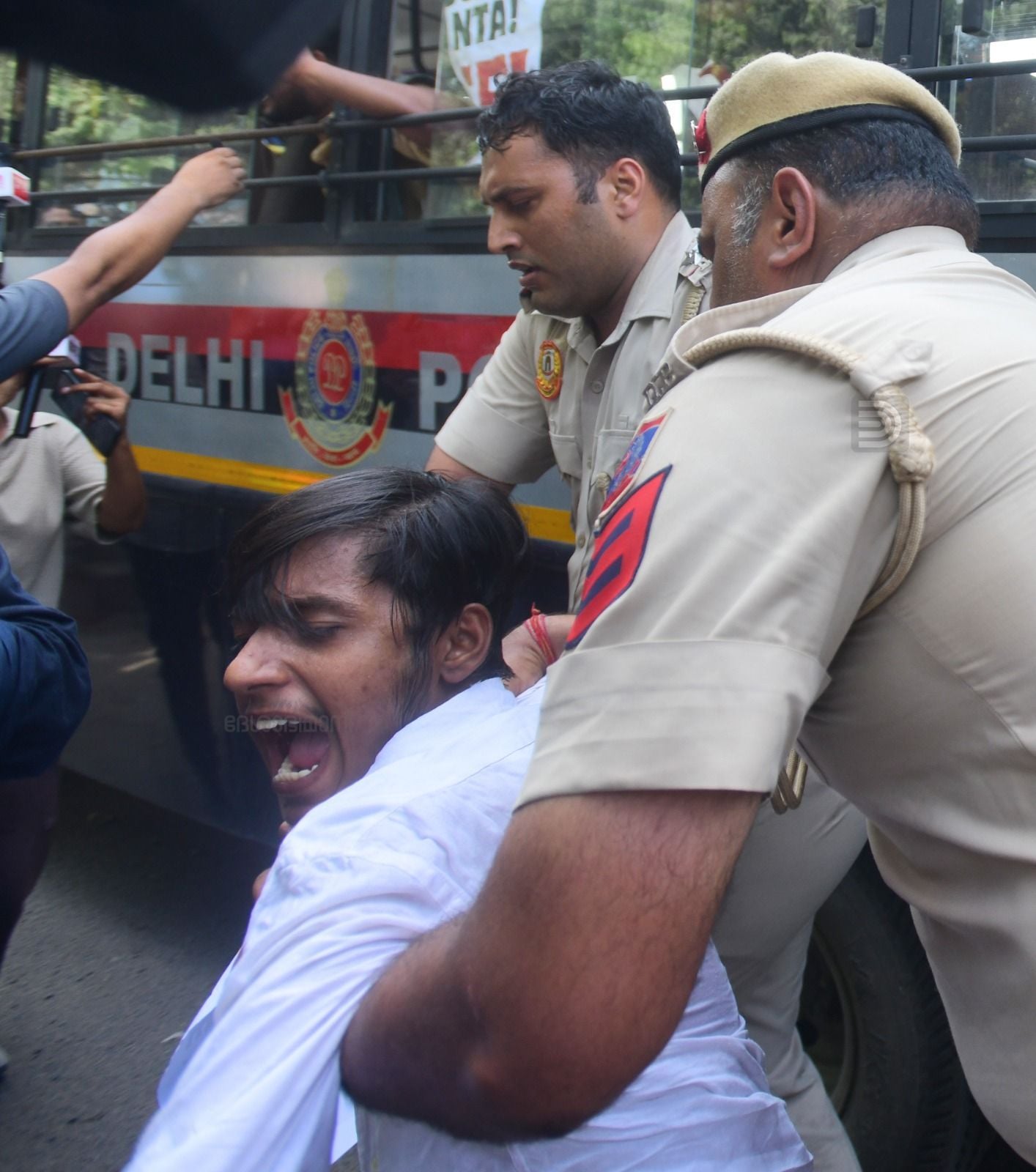 delhi sfi protest nta 