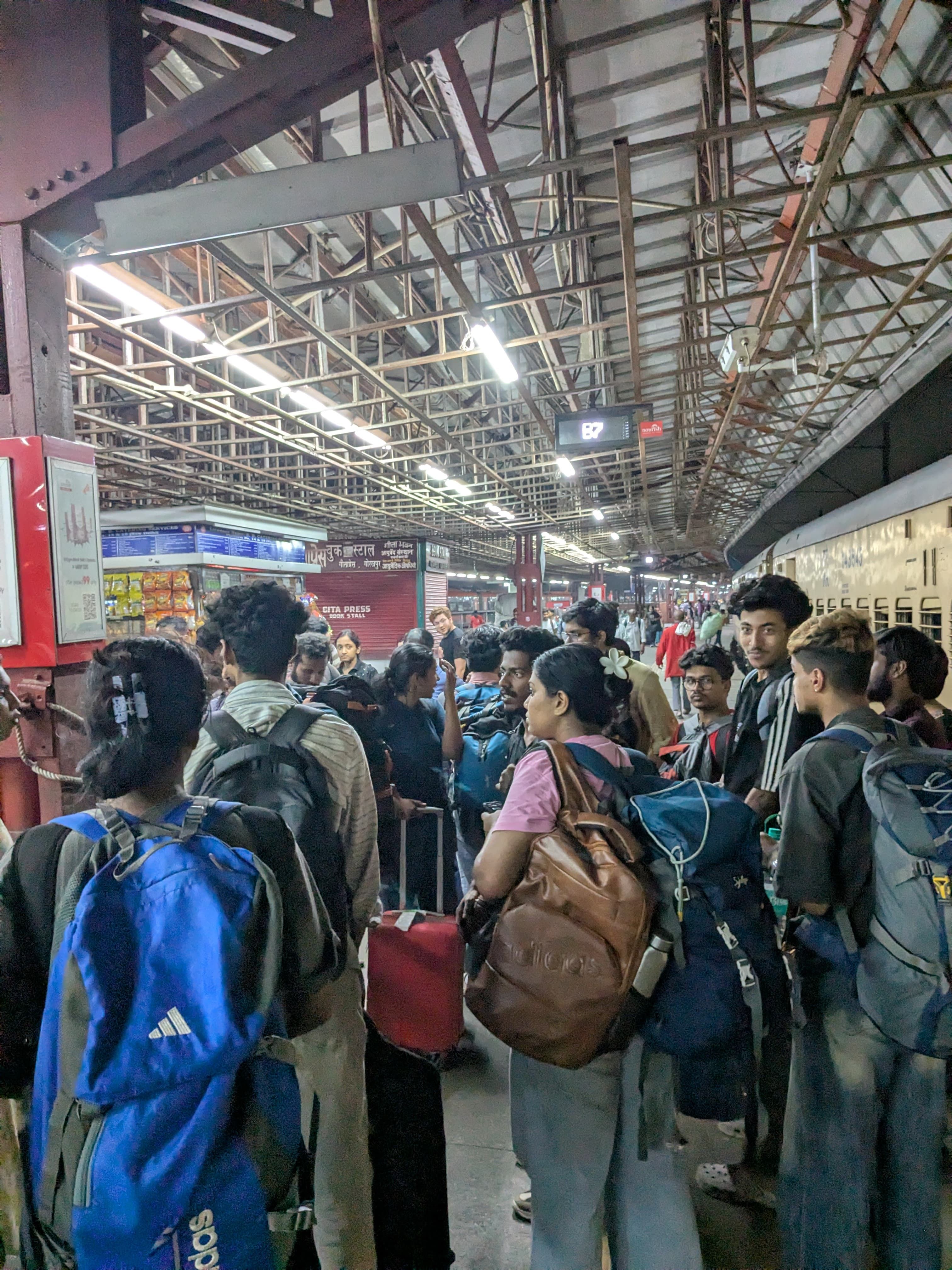 students in kerala house