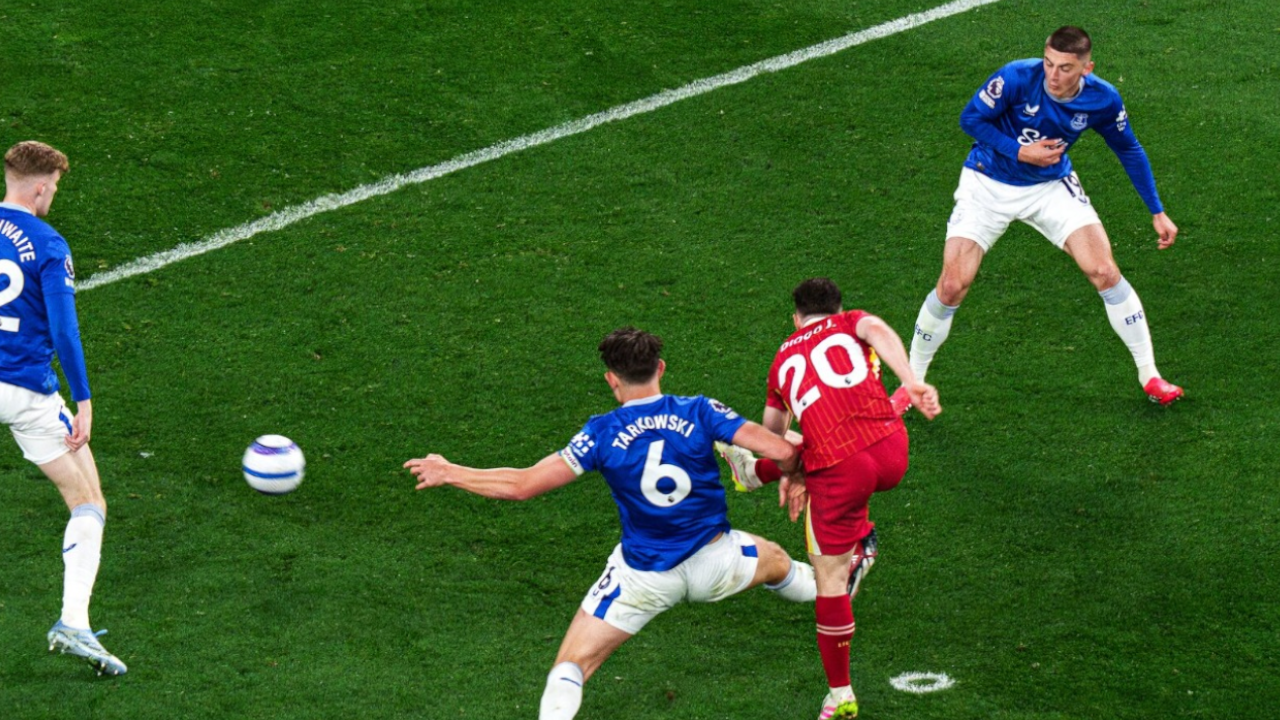 diogo jota goal against everton.png