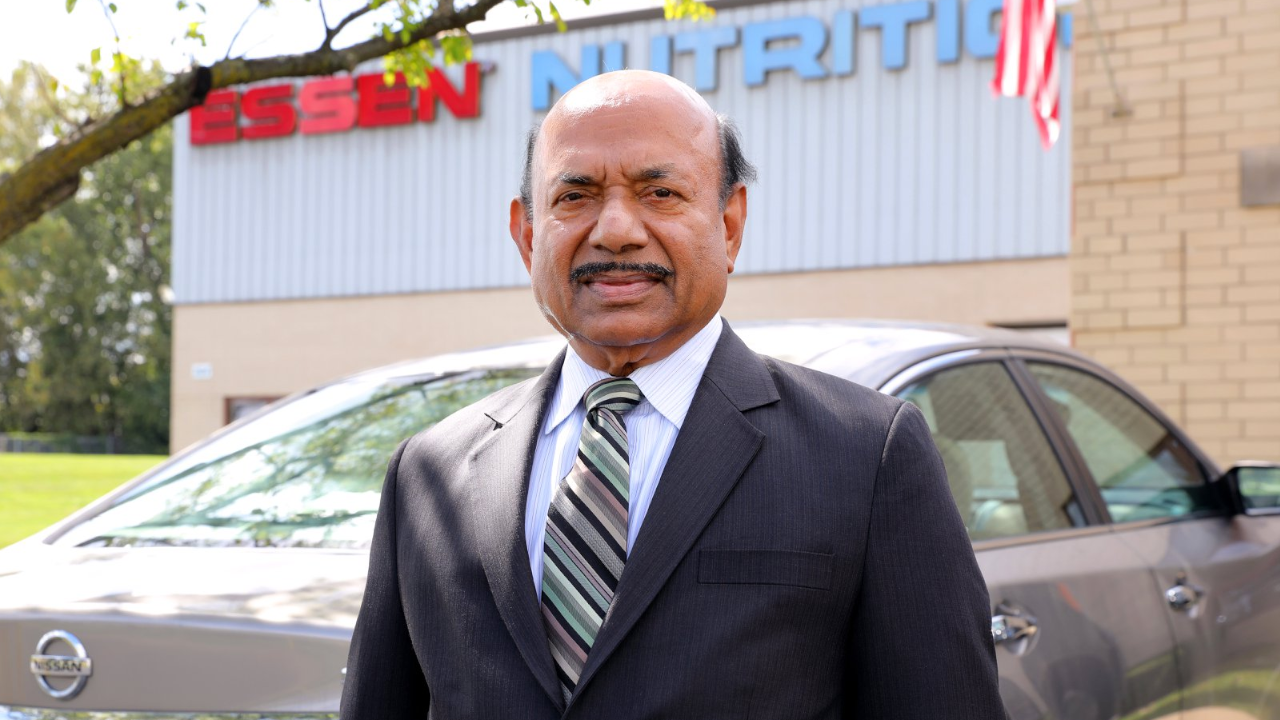 dr m anirudhan.png