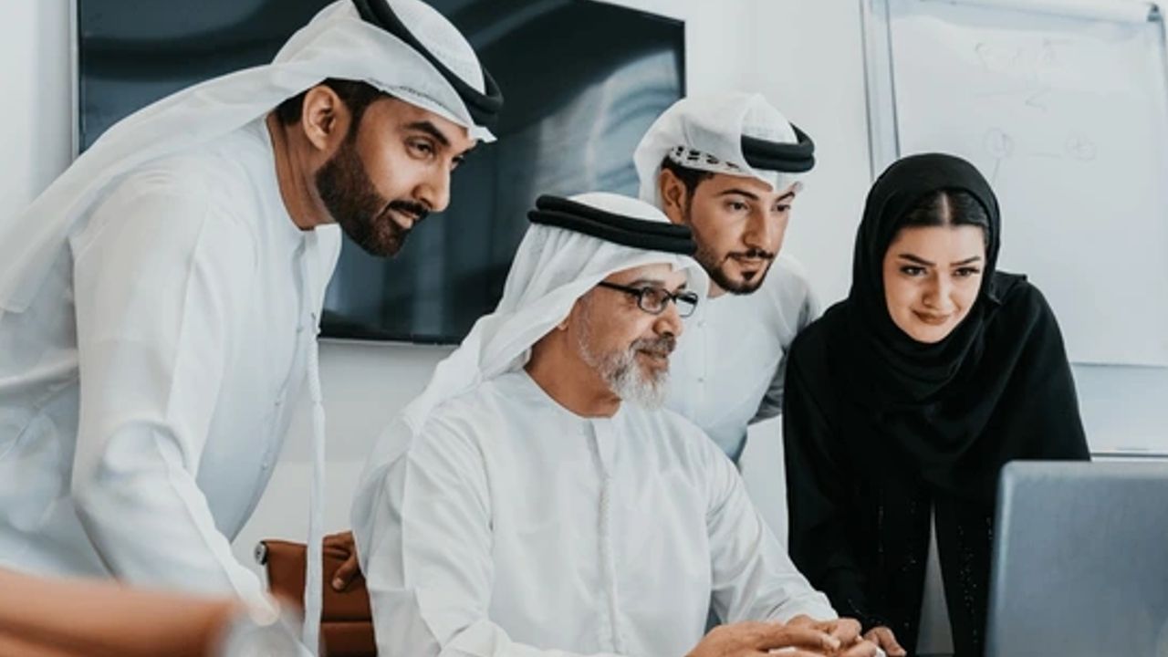 dubai job office