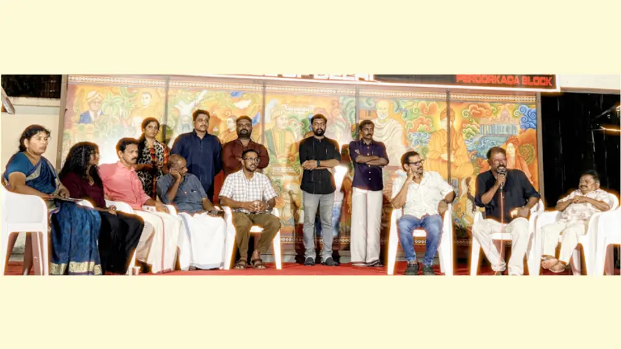 'Awaaz-e-Delhi' 