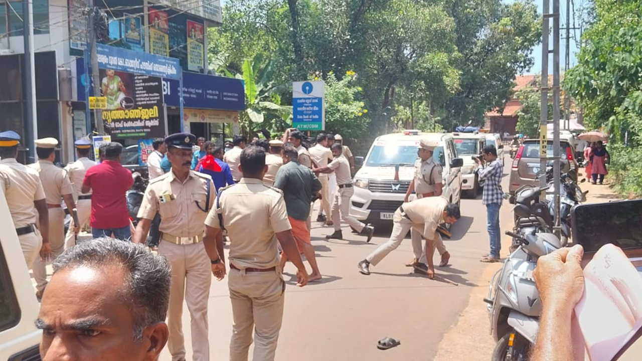 DYFI Protest 