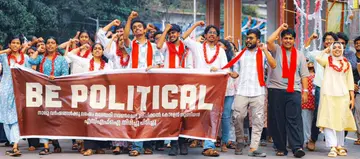 എസ്എഫ്‌ഐ വിജയത്തെ തുടർന്ന്‌ മഞ്ചേരി ടൗണിൽ മെഡിക്കൽ കോളേജ് വിദ്യാർഥികൾ നടത്തിയ ആഹ്ലാദ പ്രകടനം