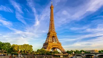 eiffel tower