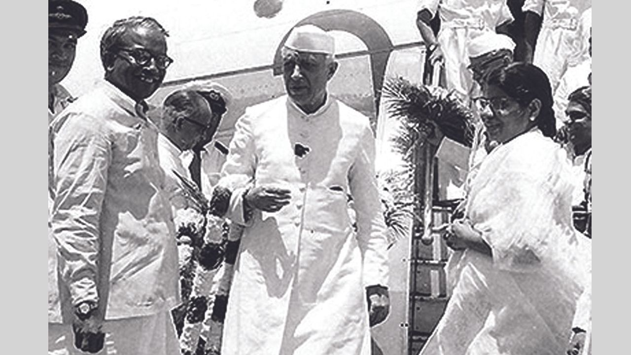 ems and k r gouri with nehru