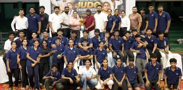 ജില്ലാ ജൂഡോ ചാമ്പ്യൻഷിപ്പിൽ കിരീടം നേടിയ തൃശൂർ ജൂഡോ സ്പോർട്സ് ക്ലബ്