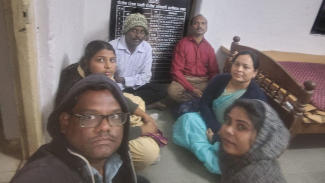 father sudheer and jasmine under custody by maharashtra police