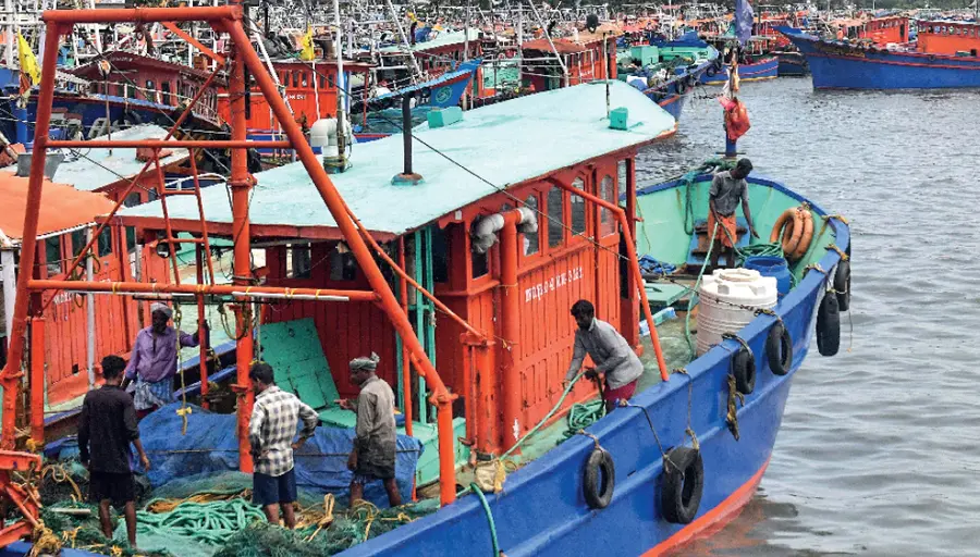 Mansoon Trolling Ban