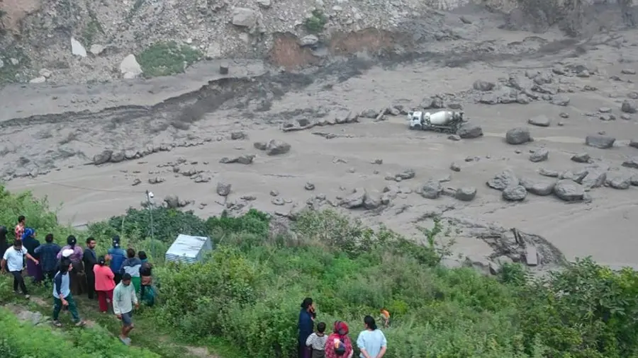 flash flood china nepal border
