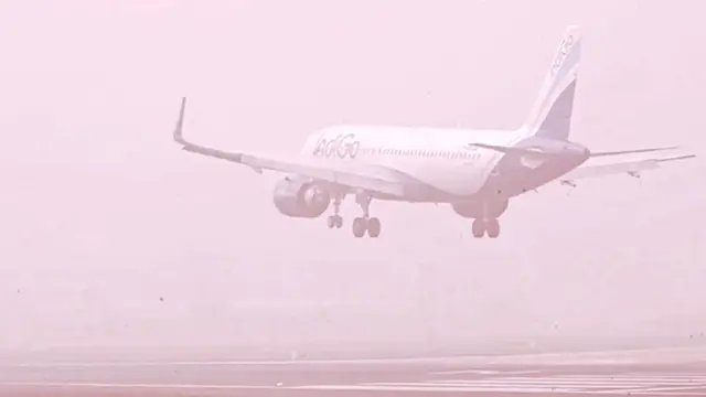 flights delayed fog