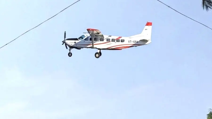 flying aircraft.JPG