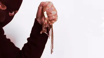 gold theft