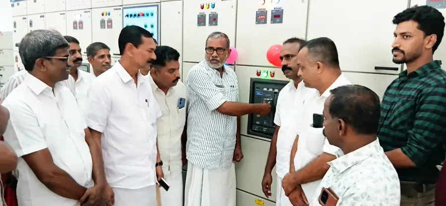 ചേർത്തല താലൂക്ക് ആസ്ഥാന ആശുപത്രിൽ ഹൈടെൻഷൻ വൈദ്യുതി സംവിധാനം പി പ്രസാദ് എംഎൽഎ ഉദ്ഘാടനംചെയ്യുന്നു