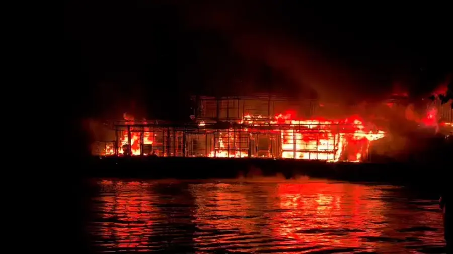 House Boat
