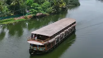 house boat alappuzha