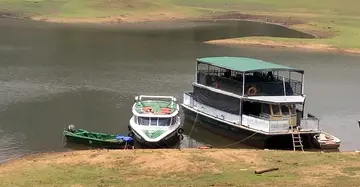 ottisam badhicha kuttikalkku thekkadiyil ullasa bottu yaathrayorukki vidyaabhyaasa vakuppu.