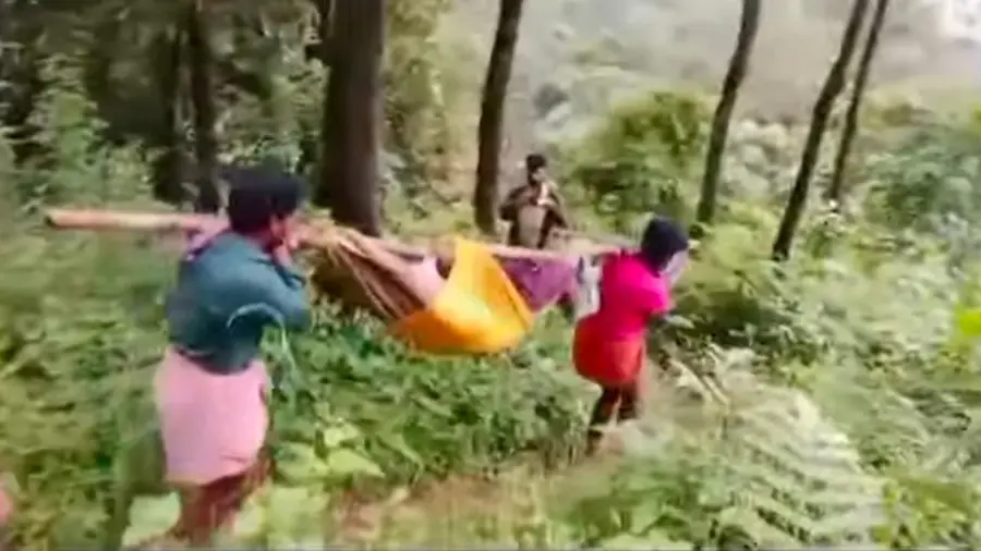 idamalakkudi_ patient_carried_ forest route