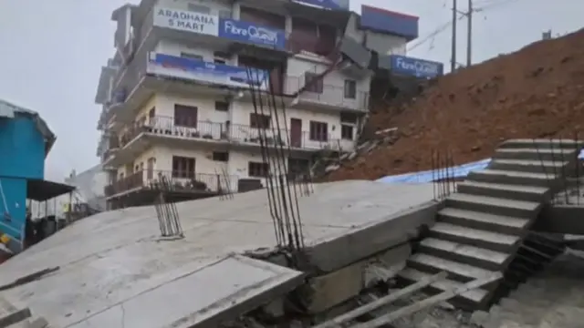 idukki building collapse