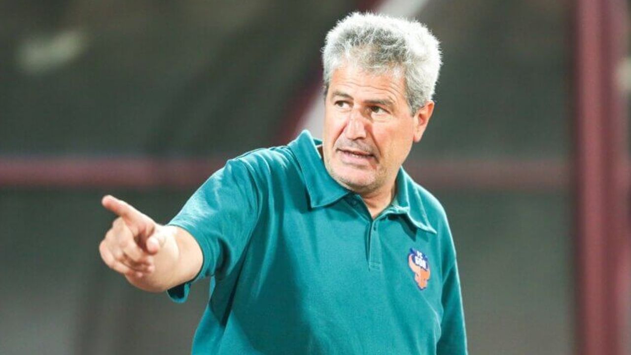 indian football former coach