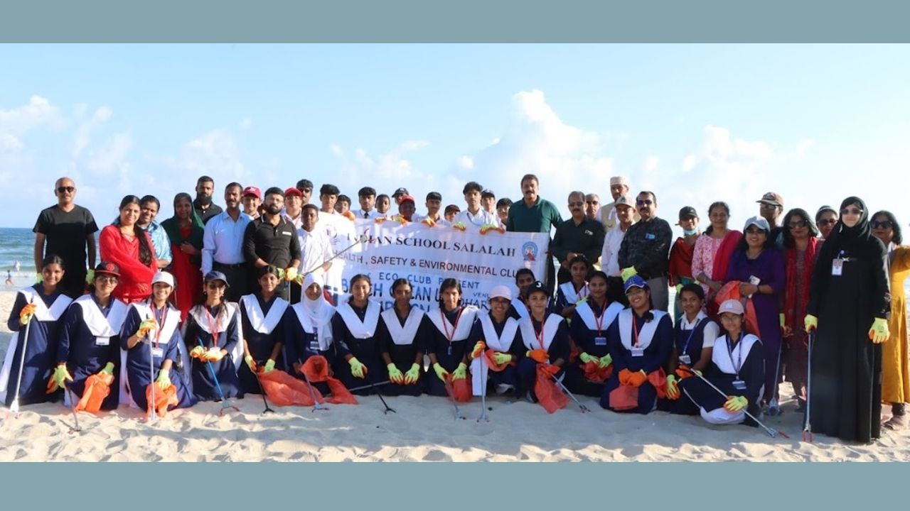 indian school beach cleaning