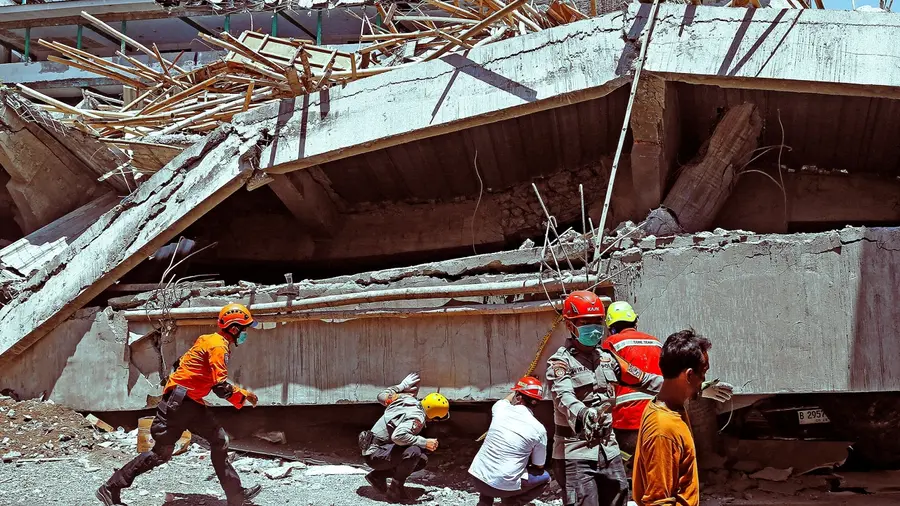 indonesia school collapse